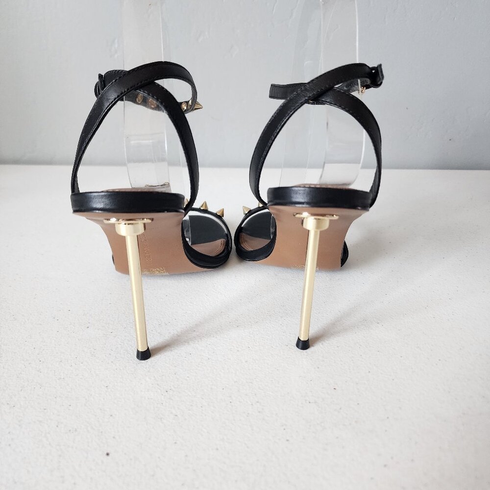 BCBGMaxAzria Sandals "NEW" - Picture 5 of 16